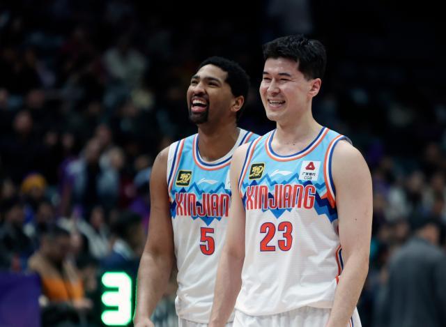 开云体育下载-【观察】残阵新疆逆流而上 三分球蜕变提升球队上限