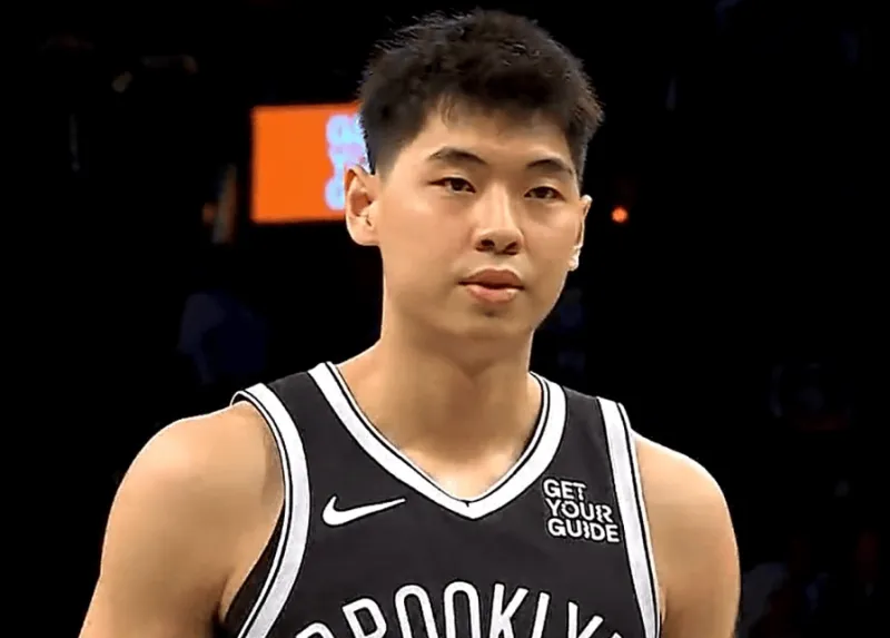 爱游戏体育-李群：崔永熙9月回国&amp;amp;恢复了90%，确定下赛季代表广东参赛