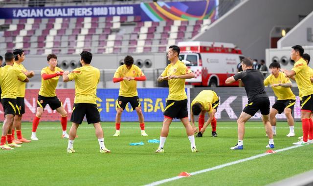 国足沙迦备战计划：先休整再加量 将恢复一日两练